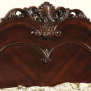  Furniture of America Mandura CM7260Q 6 pc Queen Poster Bedroom Set IMAGE 4