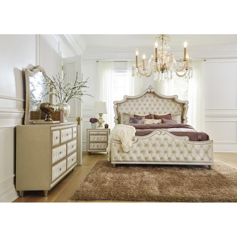 Coaster Furniture Antonella 223521Q-S4 6 pc Queen Panel Bedroom Set IMAGE 1