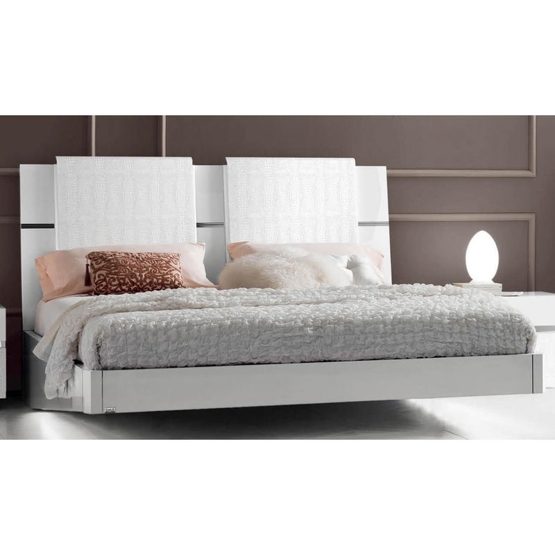 ESF Wholesale Furniture Status Caprice Queen Bed Status Caprice White Queen Bed IMAGE 1