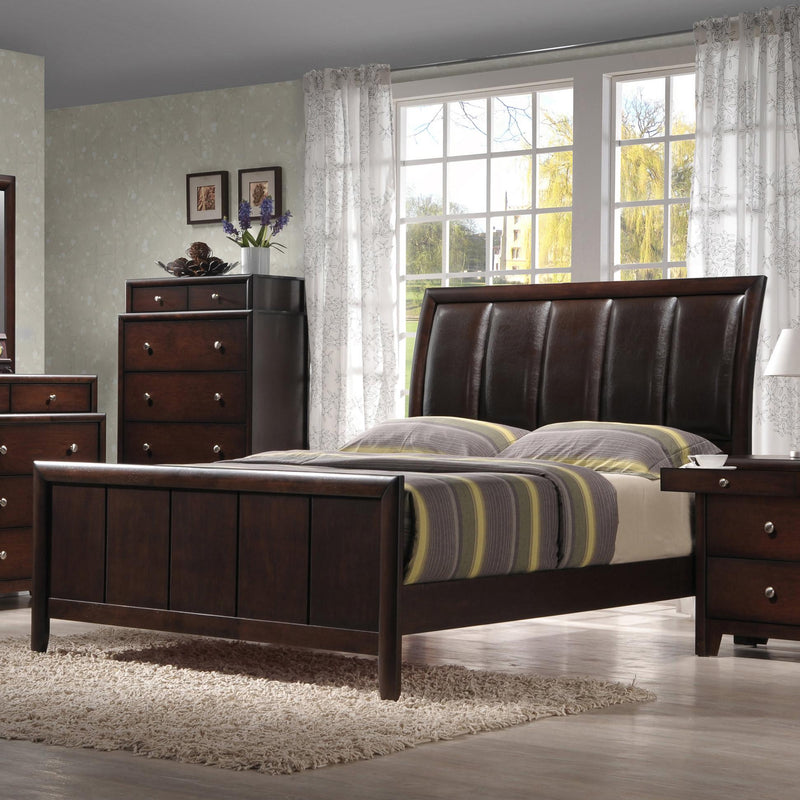 Lifestyle Le Mans King Upholstered Panel Bed GLF19-KX0-XXXX/GLF19-KXG-XXXX/CGLF19-BXN-XXXX IMAGE 1