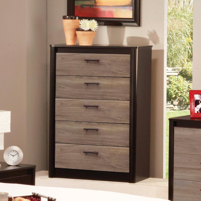 Dynamic Furniture Royal 5-Drawer Chest 355-355 IMAGE 1