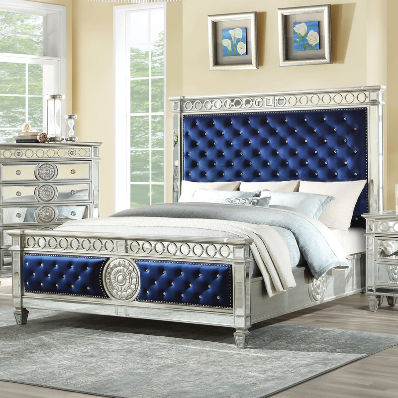 Acme Furniture Varian Queen Upholstered Panel Bed 26150Q IMAGE 1