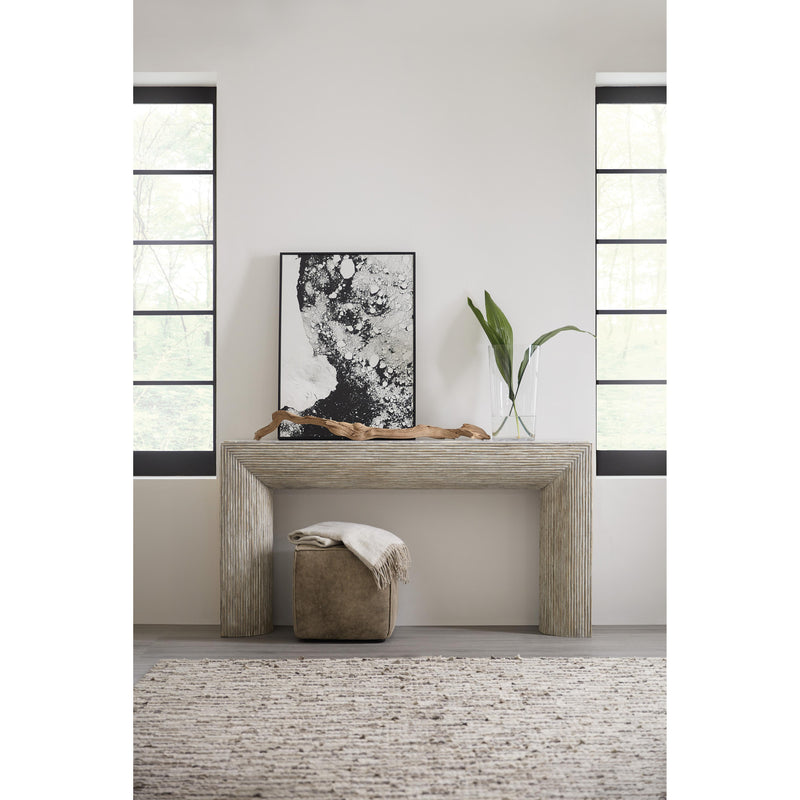 Hooker Furniture 1672-80161-00 Amani Sofa Table IMAGE 3