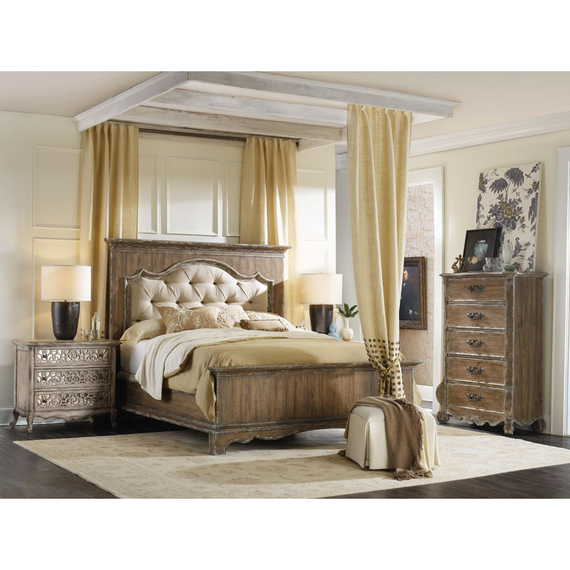 Hooker Furniture 5300-90850 Chatelet Queen Upholstered Mantle Panel Bed IMAGE 2