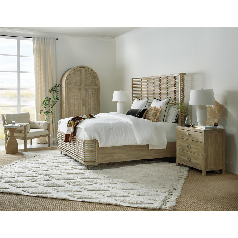 Hooker Furniture 6015-90250-80 Surfrider Queen Rattan Bed IMAGE 3