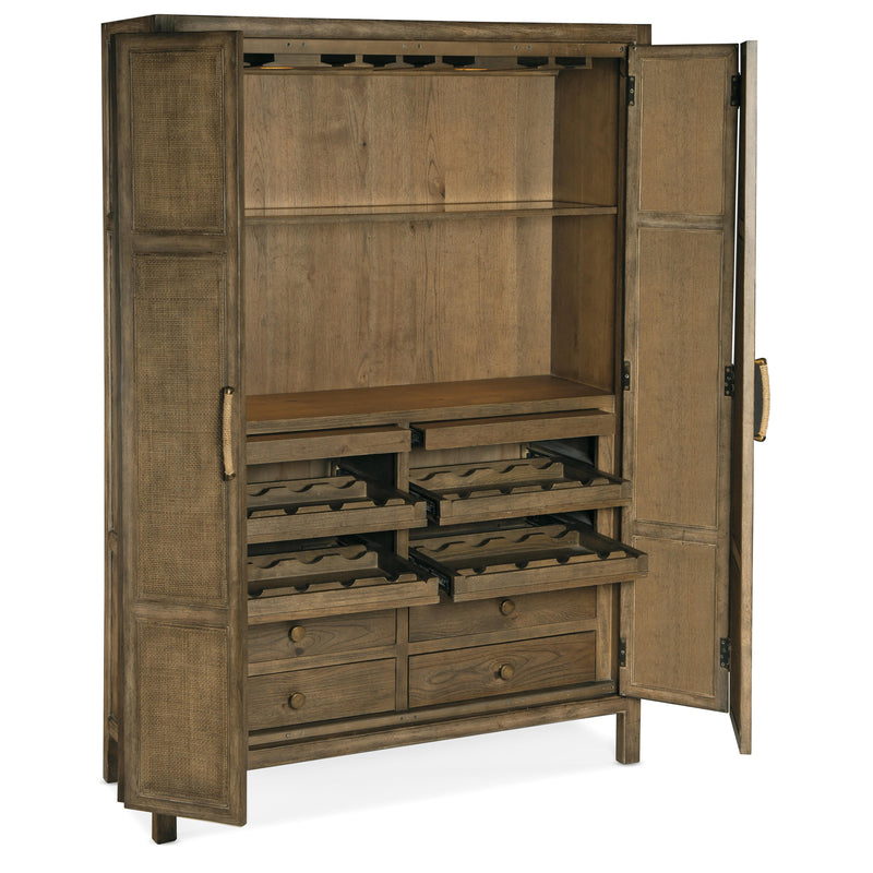 Hooker Furniture 6015-75160-89 Sundance Bar Cabinet IMAGE 4