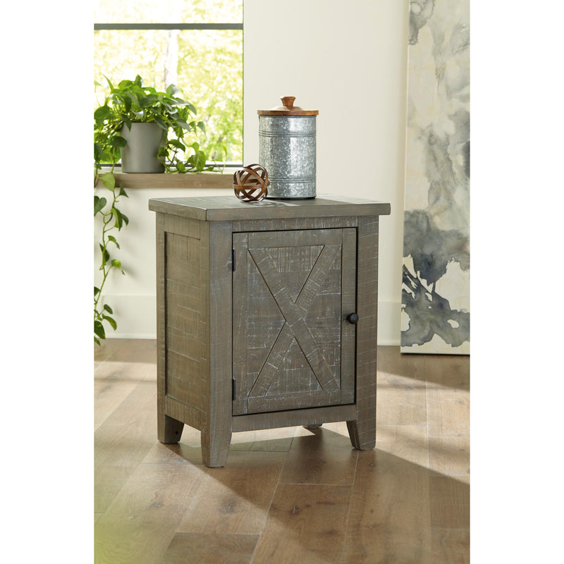 Signature Design by Ashley Pierston A4000383 Accent Cabinet IMAGE 7