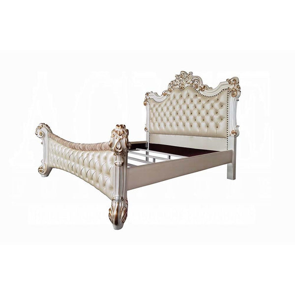 Acme Furniture Vendome Queen Upholstered Poster Bed BD01339Q IMAGE 1