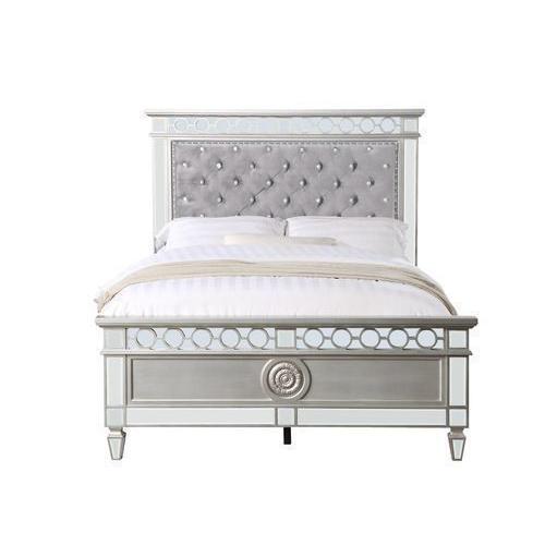Acme Furniture Varian Full Upholstered Panel Bed BD01411F IMAGE 2