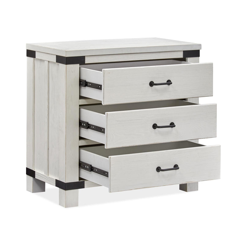 Magnussen Harper Springs 3-Drawer Chest B5321-08 IMAGE 2