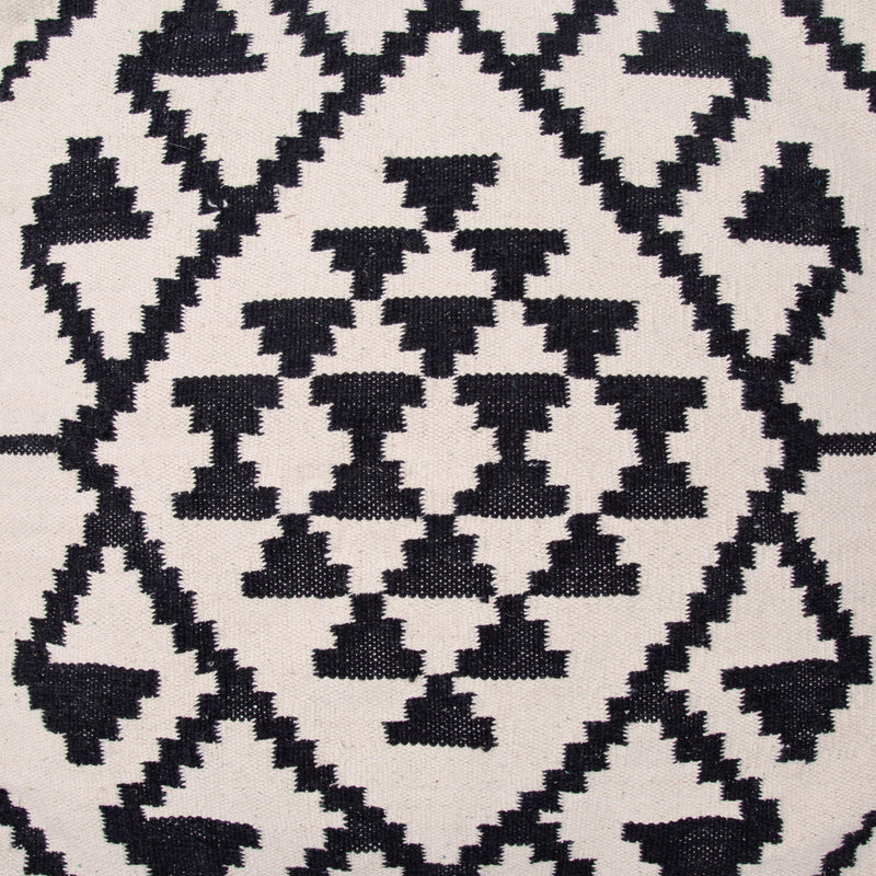  Zuo Lizardo 109821 Ottoman - Beige & Black IMAGE 4