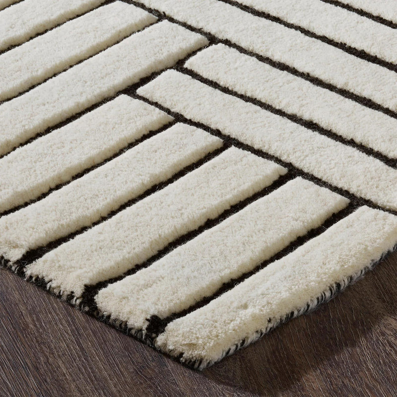  Renwil Artica RARC-10182-57 5’3 X 7’3 Rug IMAGE 3