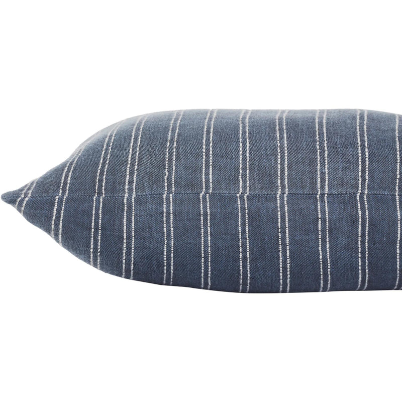  Renwil Oakley PWFL1398 Decorative Pillow IMAGE 3
