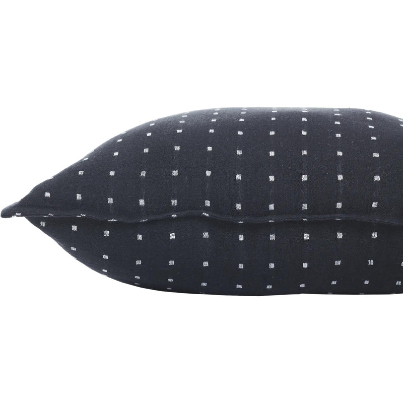  Renwil Brittany PWFL1400 Decorative Pillow IMAGE 3