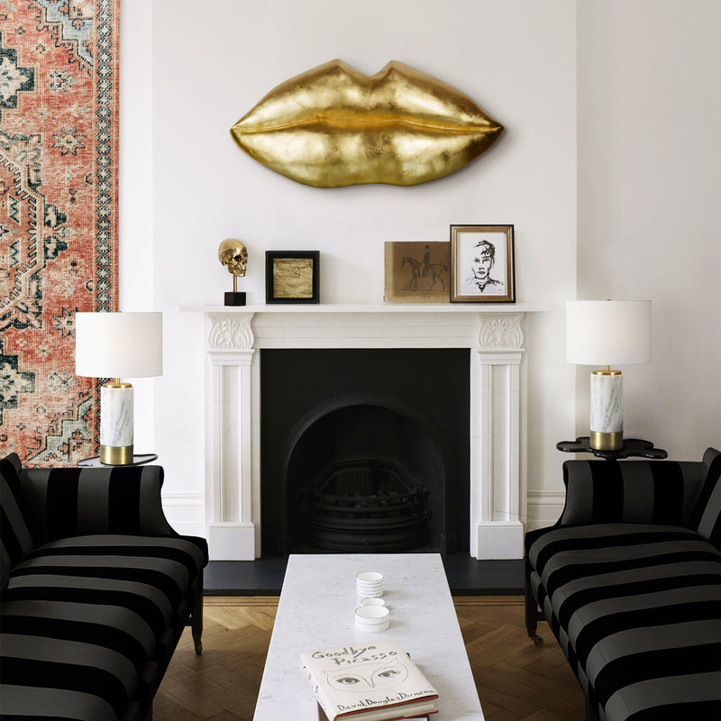  Renwil Kiss Kiss W6328 Alternative Wall Decor IMAGE 5