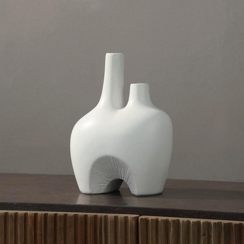  Renwil Pioneer VAS209 Vase IMAGE 2