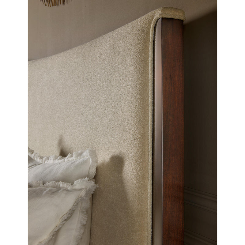 Hooker Furniture 6900-90866-04 Bella Donna King Upholstered Bed IMAGE 3