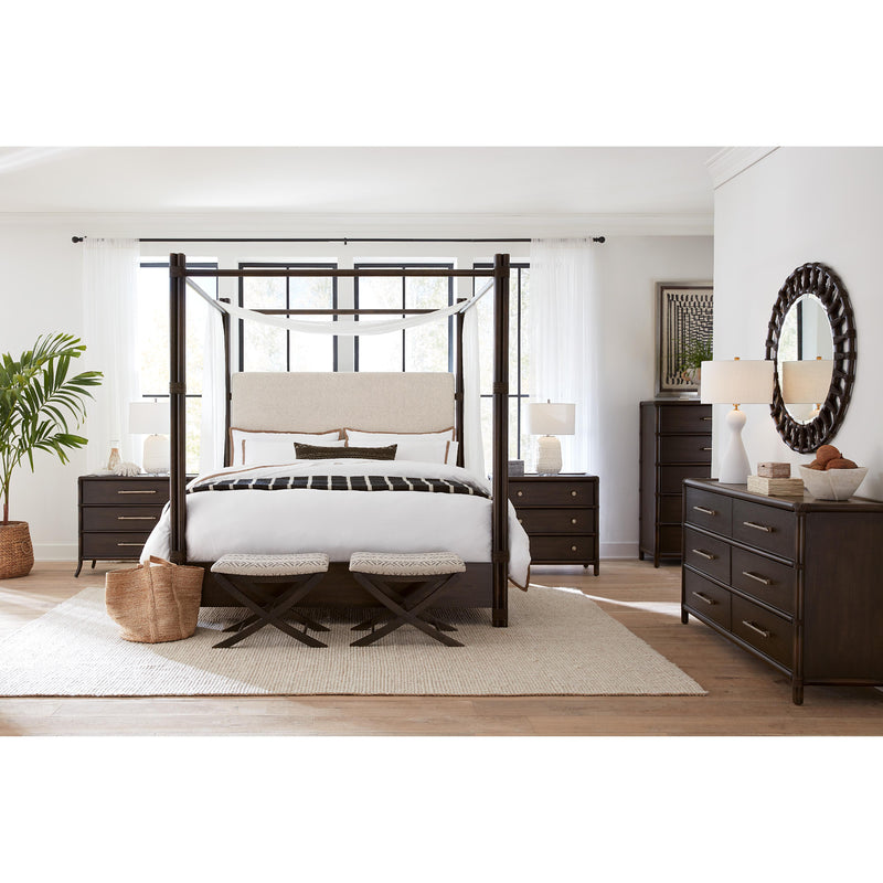 Hooker Furniture 6950-90460-99 Retreat Pole Rattan Cal King Upholstered Poster Bed withCanopy IMAGE 4