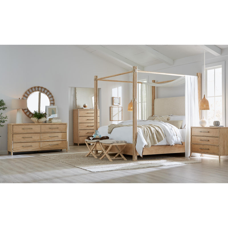 Hooker Furniture 6950-90466-80 Retreat Pole Rattan King Upholstered Poster Bed withCanopy IMAGE 7