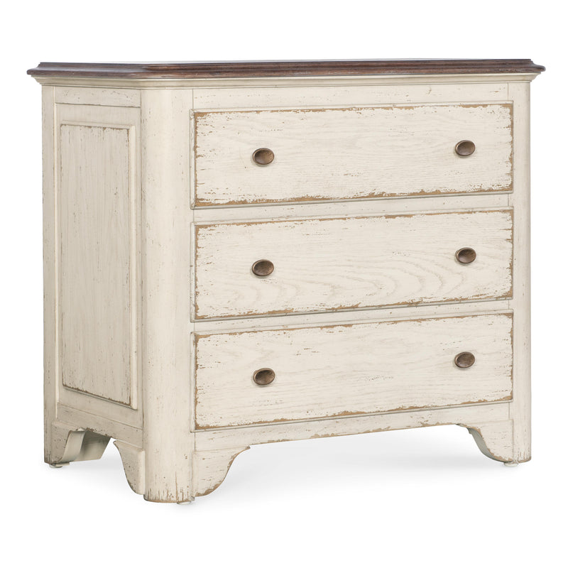 Hooker Furniture 7050-90016-02 Americana Three-Drawer Nightstand IMAGE 1