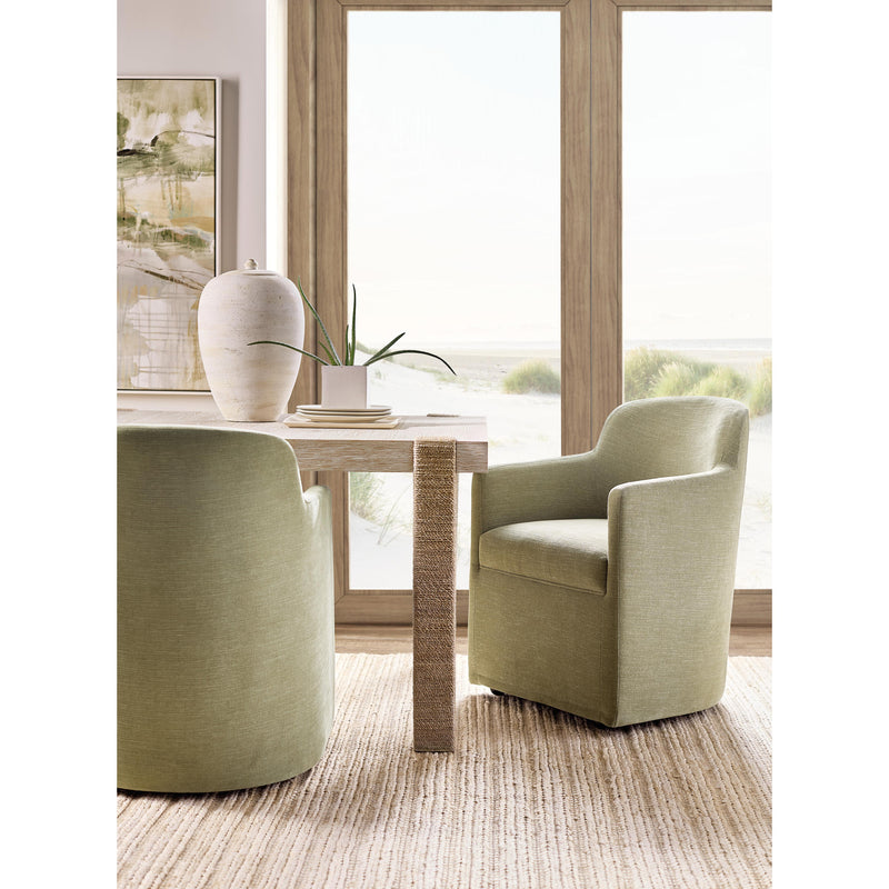 Hooker Furniture 7228-75007-80 Commerce & Market Seaside Rectangle Dining Table with 1-22in Leaf IMAGE 6