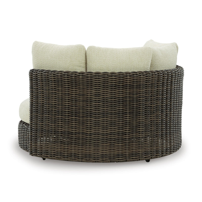 Signature Design by Ashley Outdoor Seating Lounge Chairs P711-810 IMAGE 3