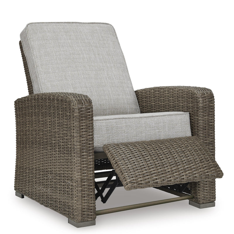 Signature Design by Ashley Outdoor Seating Recliners P791-825 IMAGE 2