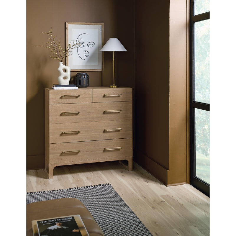  Hooker Furniture 6081-90001-82 Banyon Bay Five Drawer Dresser IMAGE 5