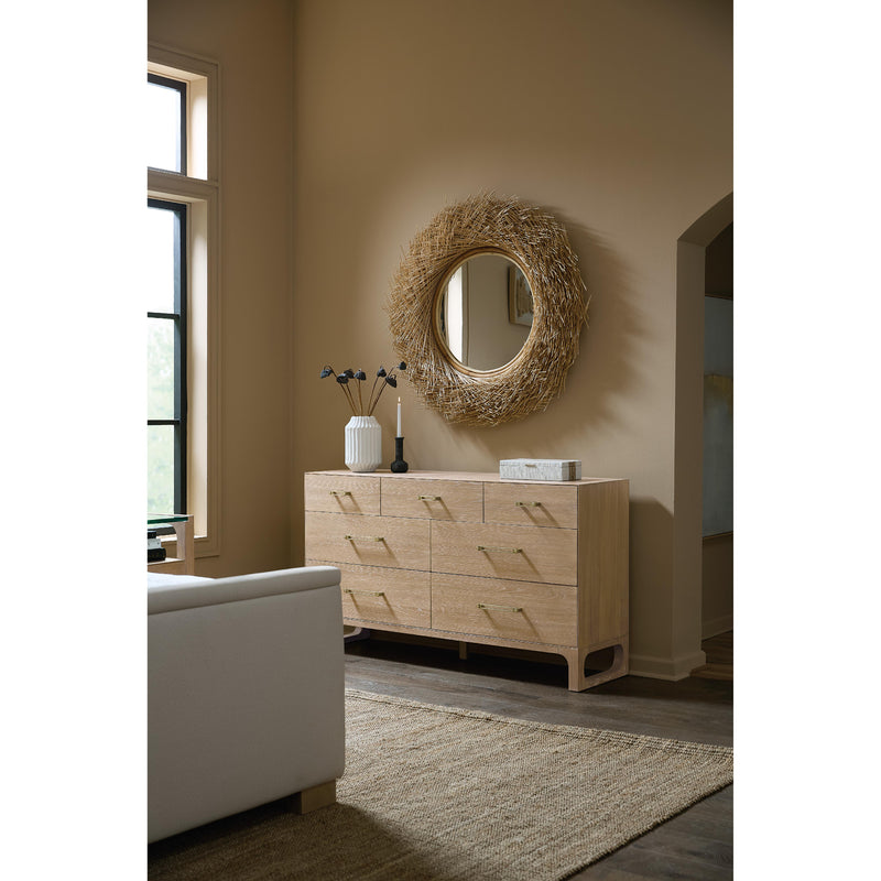  Hooker Furniture 6081-90002-82 Banyon Bay Seven Drawer Dresser IMAGE 5