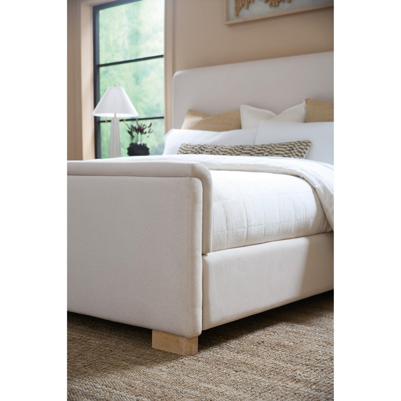  Hooker Furniture 6081-90850-82 Banyon Bay Queen Upholstered Bed IMAGE 4