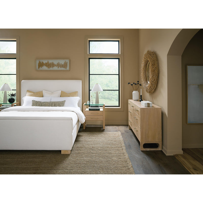  Hooker Furniture 6081-90866-82 Banyon Bay King Upholstered  Bed IMAGE 5