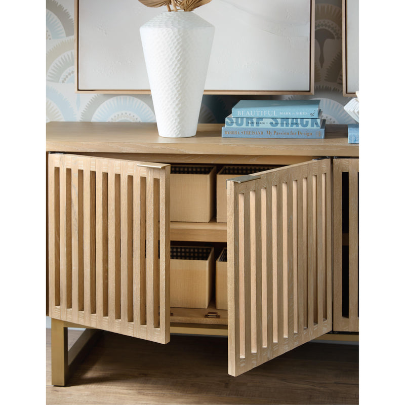  Hooker Furniture 7228-55050-82 Commerce and Market Easton Entertainment Console IMAGE 6